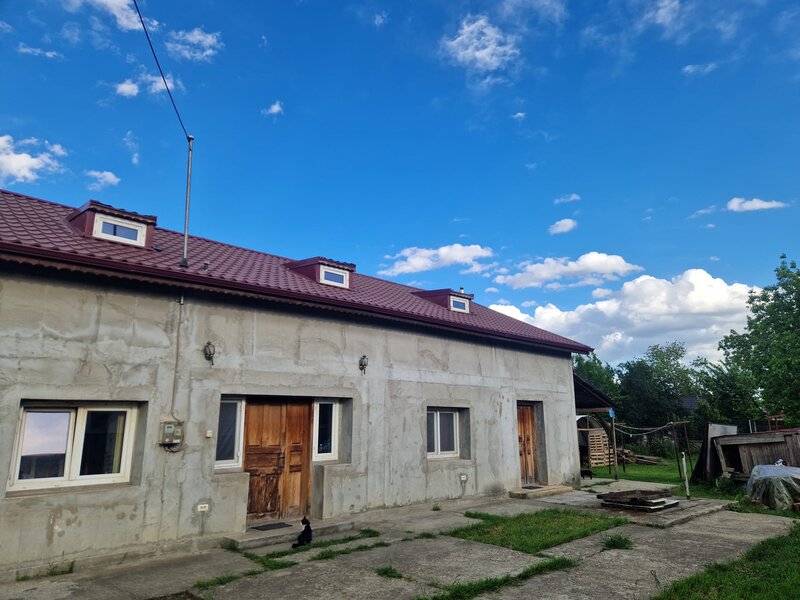 Tunari,
